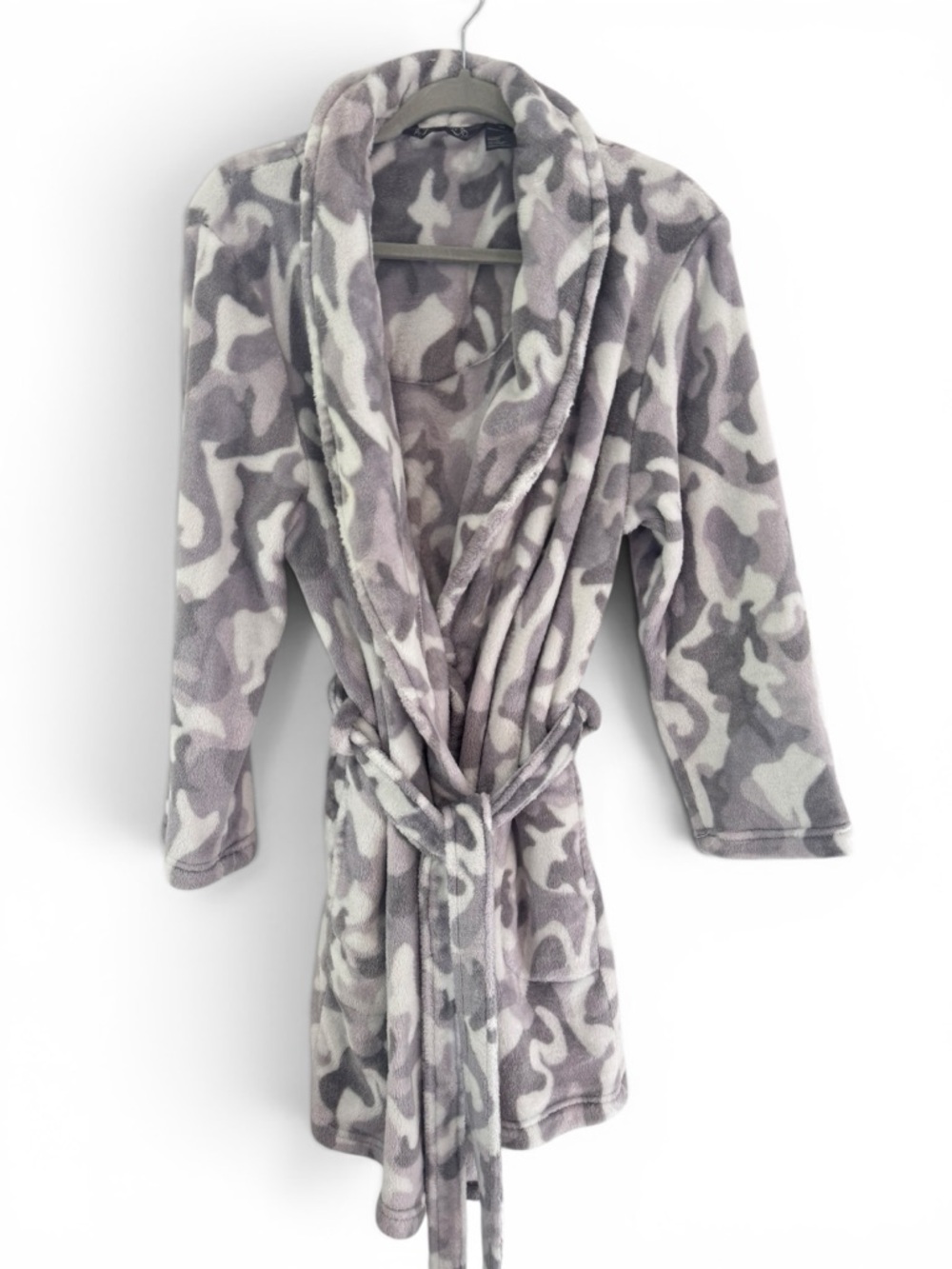 Jasmine Rose Robe Plush Shawl Collar Gray & White Camo Short L